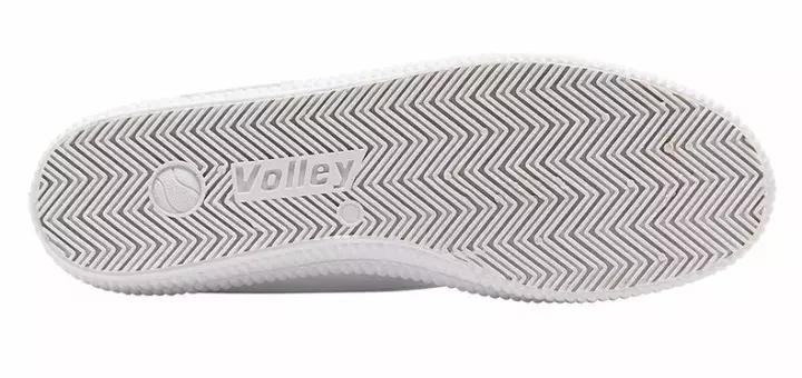 澳洲的国宝级小白鞋，明星、超模人手一双