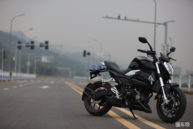 新感觉250单缸极速测试,新感觉250百公里加速实测