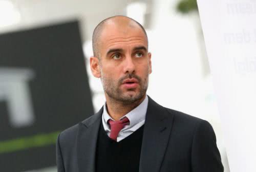 鐡滃摜鏇煎煄,鐡滃摜瀹炲姏閬囦笂瀛楁瘝澶╄祴