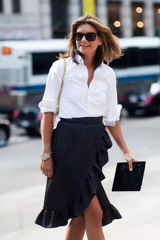 又被嫌弃女人味不够？这些性感裙摆足够引起他注意！