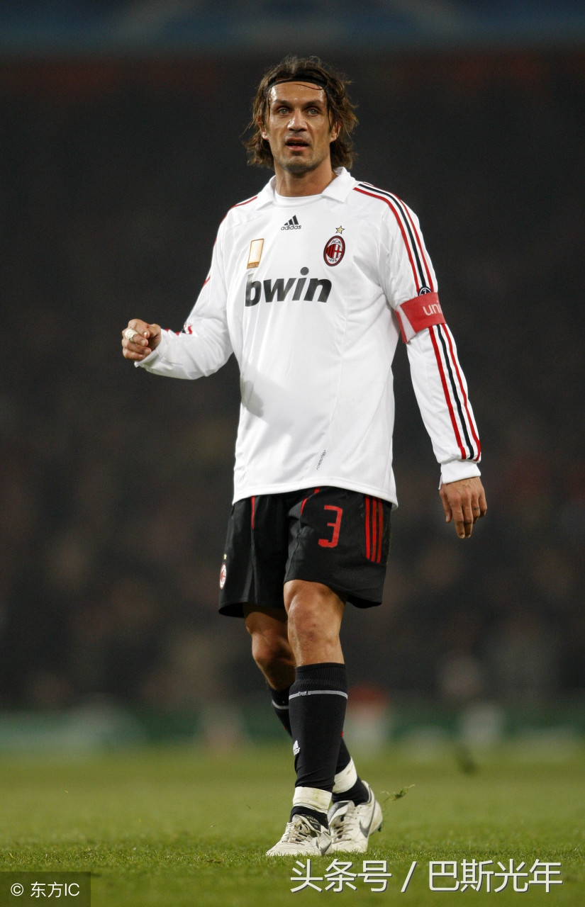 世界上最伟大的十个足球明星,世界上最有名的10个足球明星