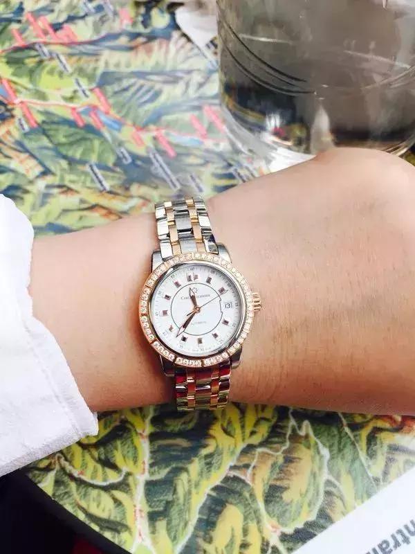 男人戴表跟不戴表的区别,戴表的男人和不戴表的男人