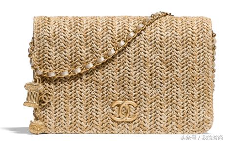 ChanelClutchwithChain最新款千万要慎入呀，看了就想买！