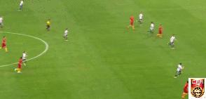 十大国脚神级停球,0:6国足失误