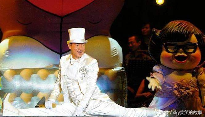 男明星邪魅一笑杨洋,男明星一字马大比拼杨洋