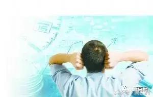 两个人合伙保持最初的梦想,两人合伙出钱出力都一样