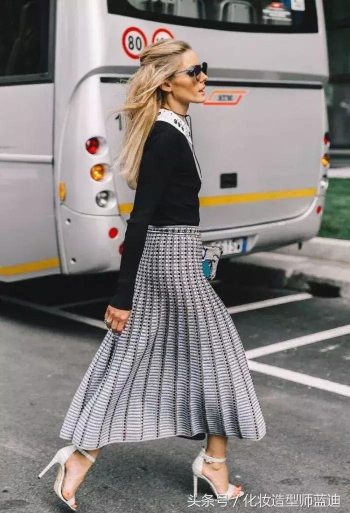 梨形身材穿百褶裙和伞裙哪个显瘦,百褶裙胖mm显瘦遮肉中长款