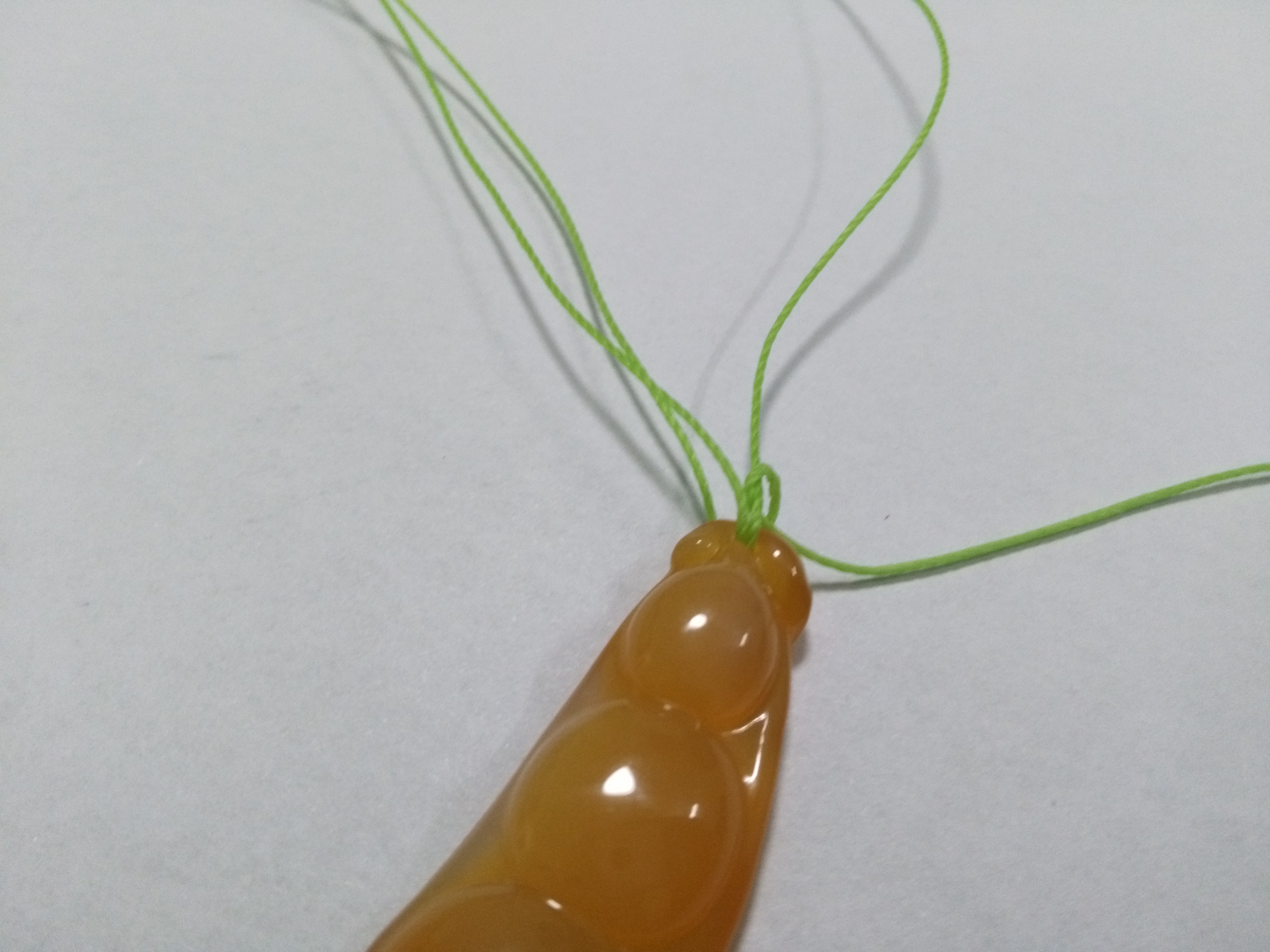 玛瑙豆子编手机吊坠法教程,玉豌豆吊坠怎么编绳