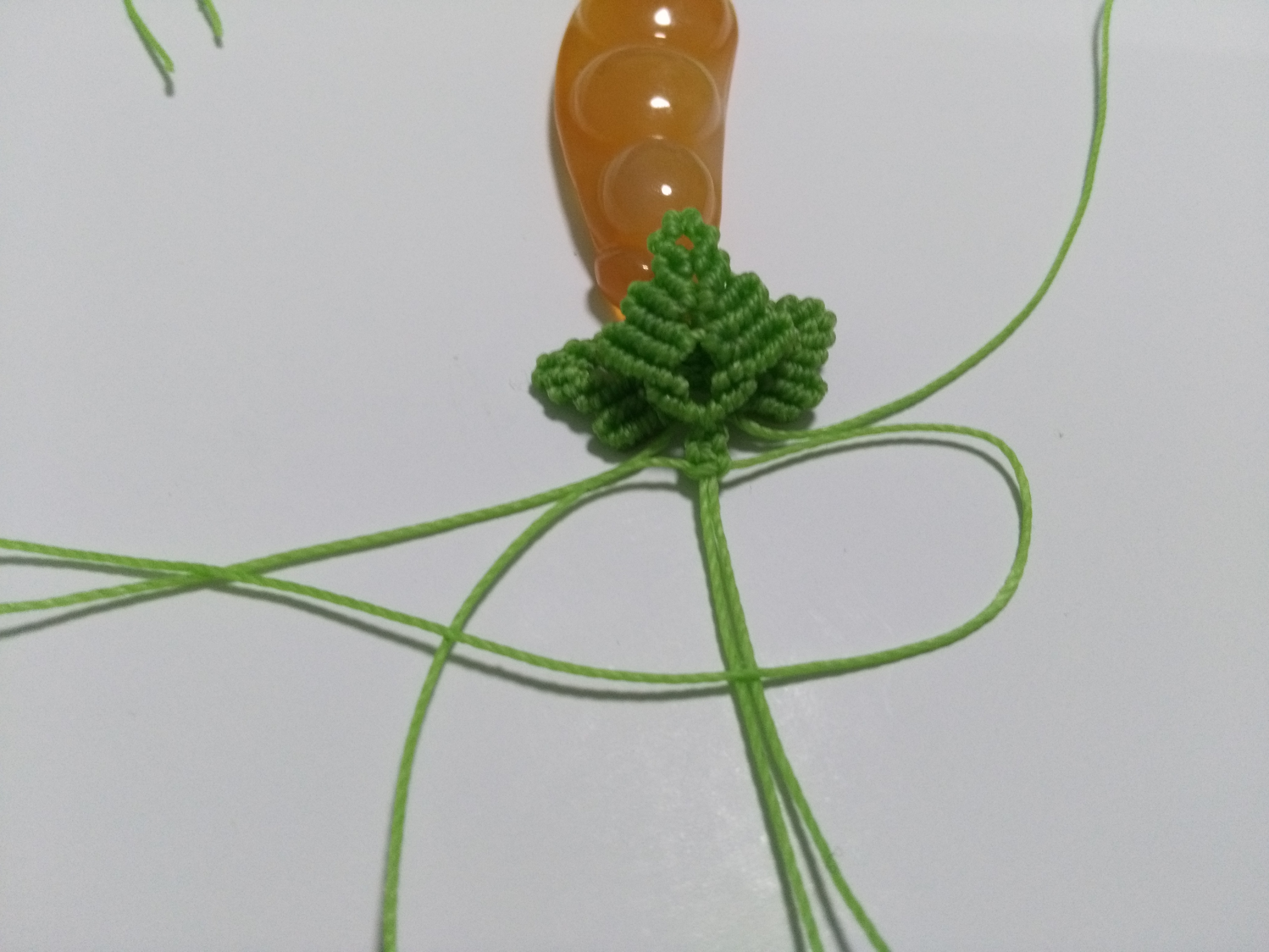 玛瑙豆子编手机吊坠法教程,玉豌豆吊坠怎么编绳