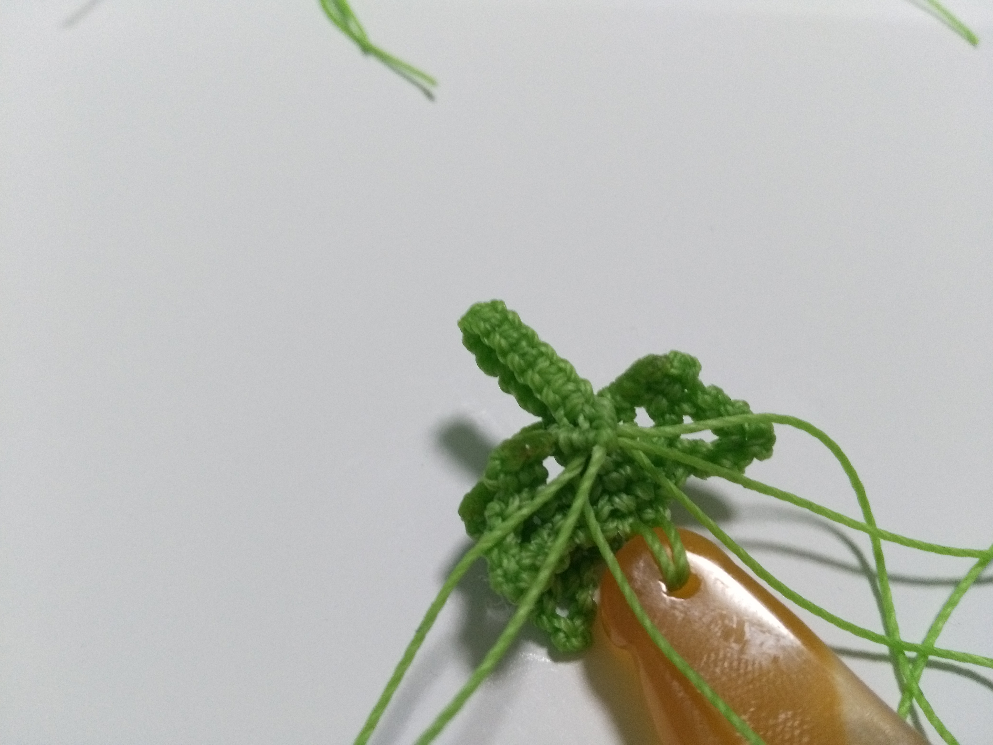 玛瑙豆子编手机吊坠法教程,玉豌豆吊坠怎么编绳