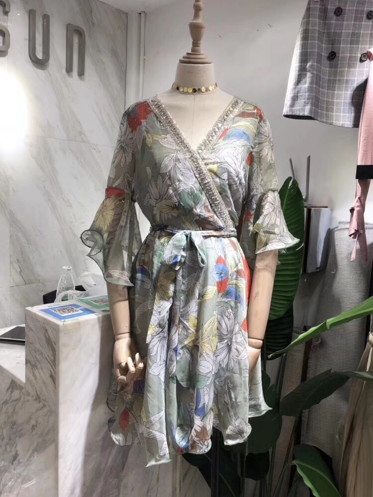 春装个性小众,春装都有啥款