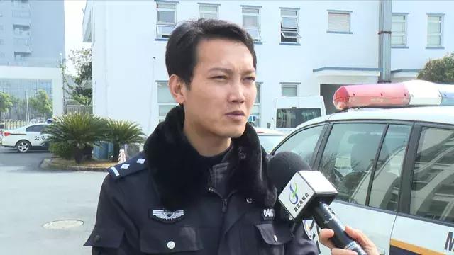 朋友圈“海外代购”发国外上课照片、晒带货视频……全!靠!演!