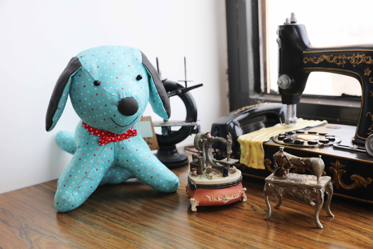 做狗狗玩偶的教程,怎么样用狗狗的毛做一个小型玩偶