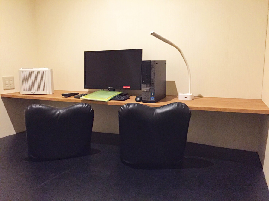 日本风格网吧,日本网吧有中文漫画吗