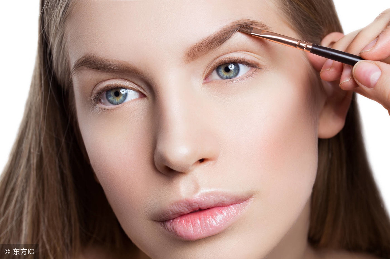 眉毛很淡适合用什么画眉毛,如何画适合自己的眉毛新手