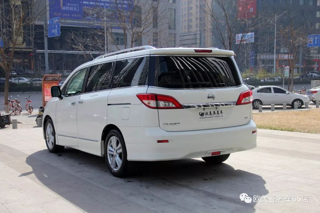 40万的保姆车,明星保姆商务车七座多少钱