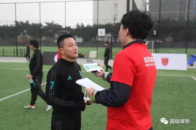 成都队长：球队更适应雨战，希望一直使用智能护腿板等设备