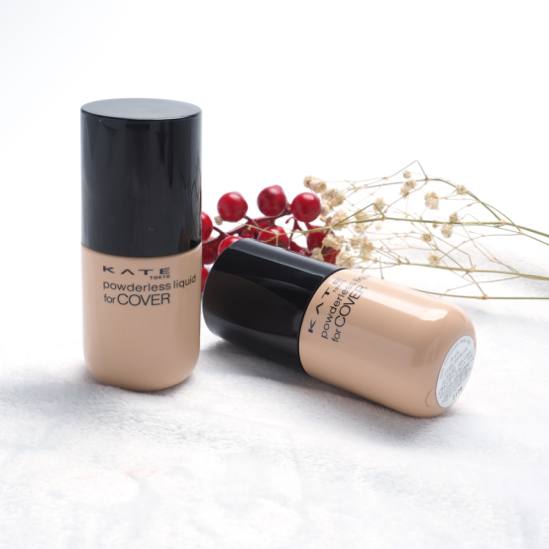 轻薄遮瑕不卡粉不脱妆粉底液,怎么涂粉底液既遮瑕又轻薄