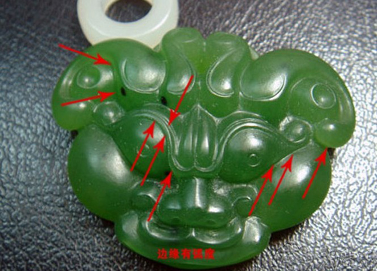 如何区别翡翠玉石是机器雕刻还是人工雕刻？鉴别手工雕与电脑雕