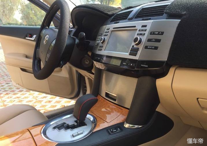 6万买了二手丰田锐志，六缸发动机真有那么大的吸引力？