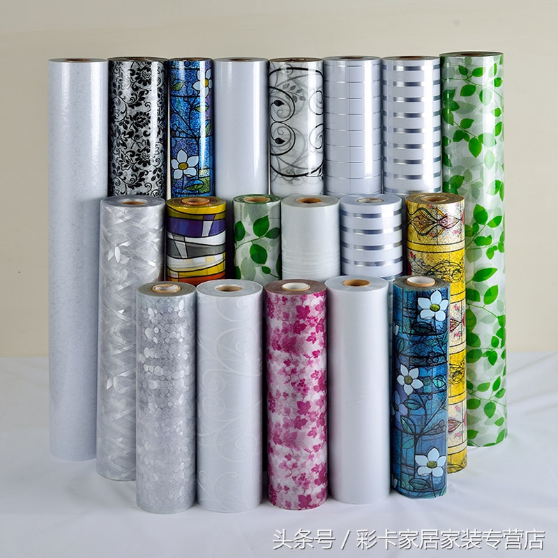 玻璃贴膜怎么区分无胶膜和有胶膜,玻璃贴膜免胶与自粘贴哪个好