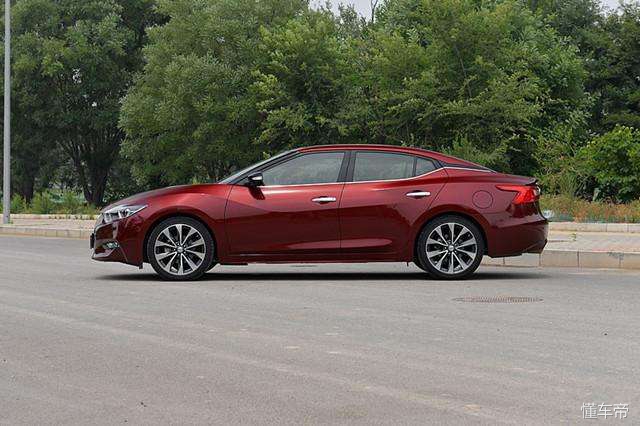 日产西玛什么车,日产西玛是b级车吗