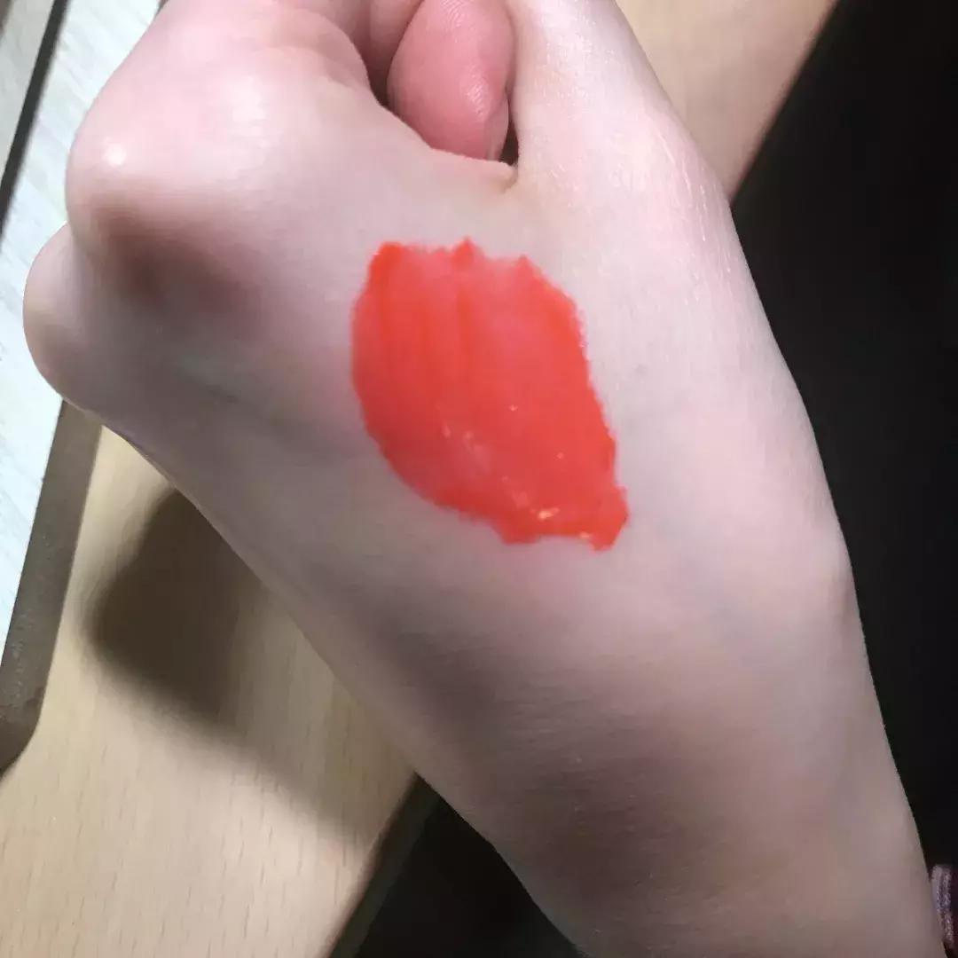 黄皮适合的奶杏色口红推荐,小蛮腰口红色号推荐黄皮