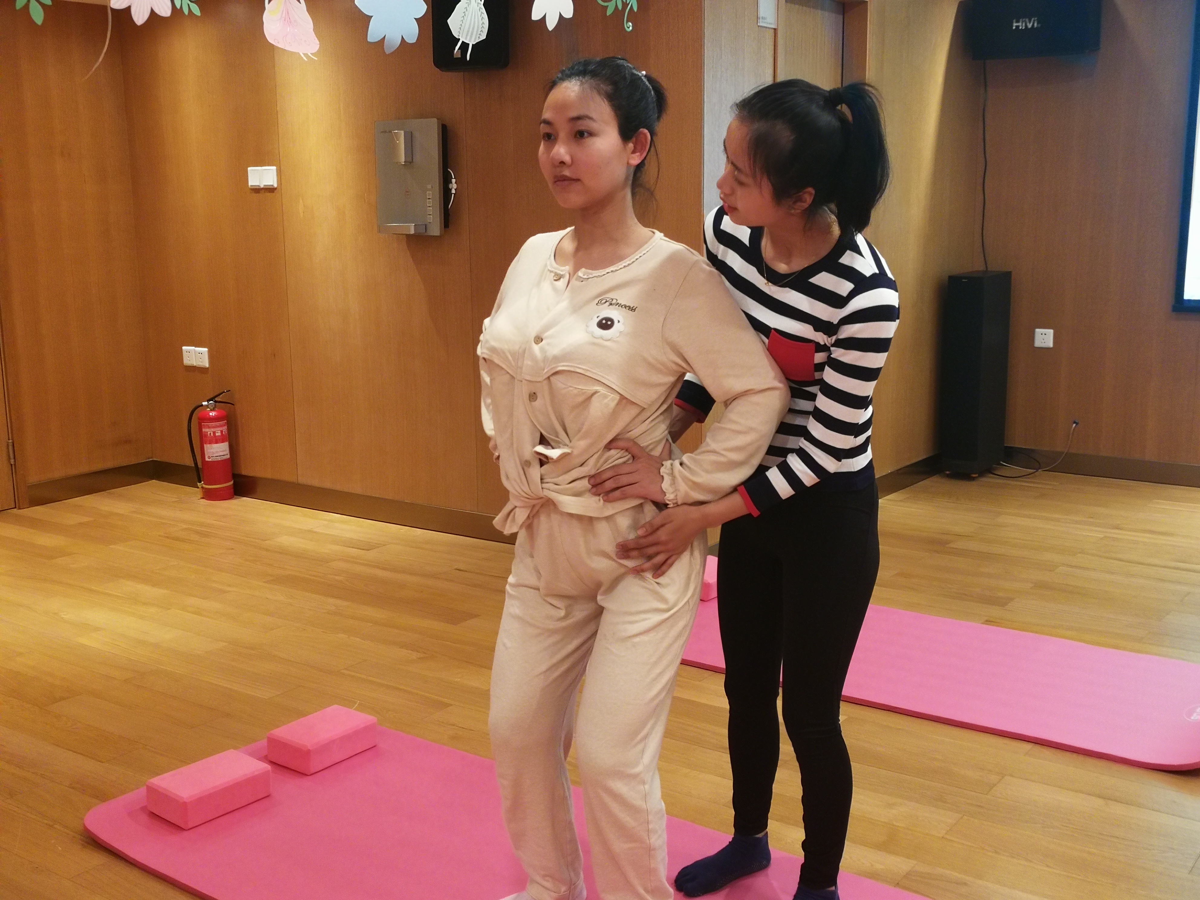 产后肥胖多久可以恢复正常,产后妈妈大肚子修复