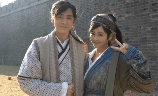 杨幂和李易峰合作过的明星,杨幂李易峰合作过几次