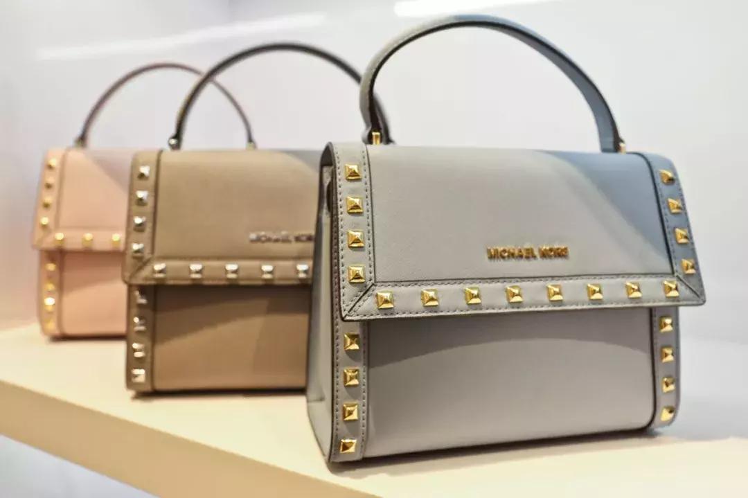 南方姑娘打扮被吐槽,南方有乔木穿女装