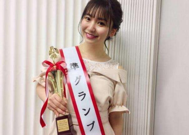 日本最美大学生女生,日本学校最帅男女学生