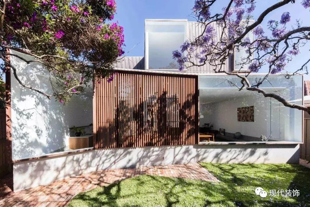 看得见风景的房间电影,看得见风景的房间主题