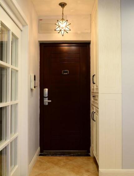 闺蜜老公送礼物给我老婆意味什么,闺蜜老公送给闺蜜的礼物