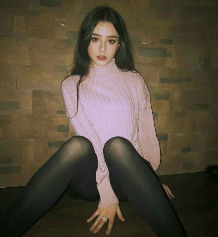 俄罗斯的女人为什么那么好看,俄罗斯的女人很好看英语怎么说