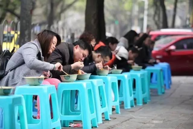 开个小面馆的成本和利润,开面馆和打工哪个更赚钱