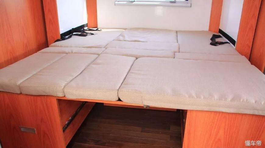 高速服务区停车有没有超时费,高速服务区停车超时怎么处理