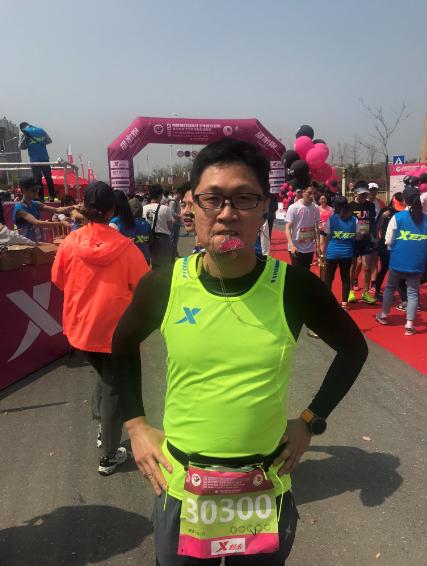 男选手参加女子马拉松是种怎样的体验