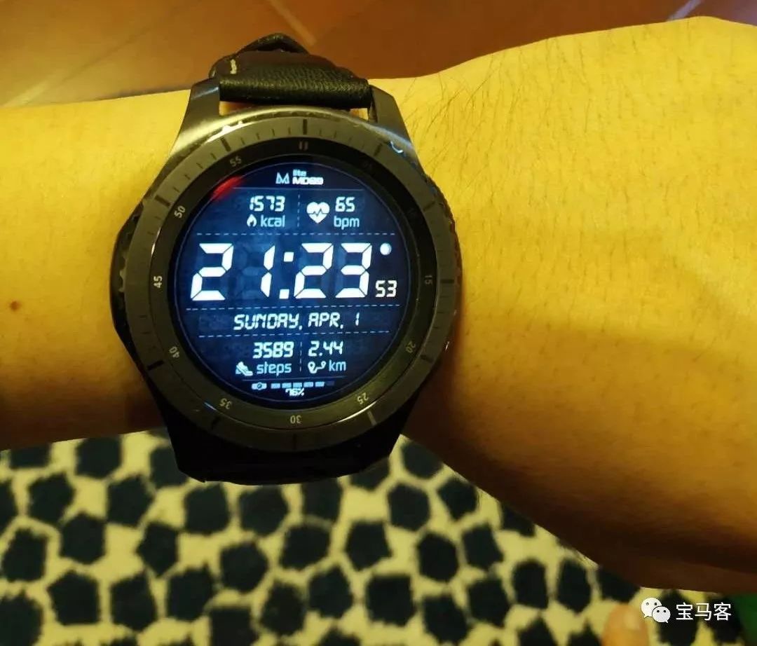 你以为开宝马的就只会戴劳力士吗？NONONO...