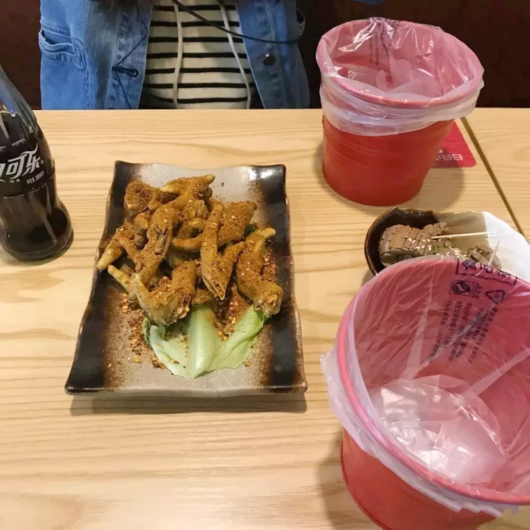 狂舔手指ING！南京这6家鸡爪店，你最爱哪一家？