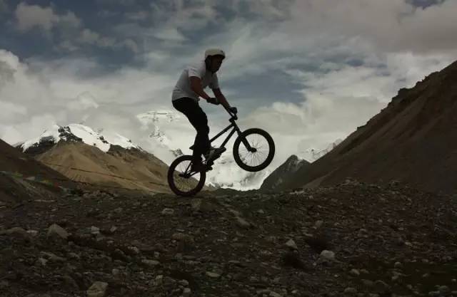 90后三明治摆摊,90后小吃车多功能餐车摆摊