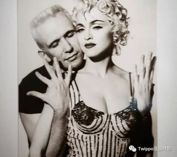 牛仔衣分男女吗,怎么分男女上衣区别图