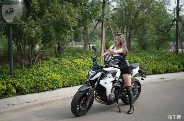 春风250sr和春风650nk,春风650nk一公里油耗多少钱