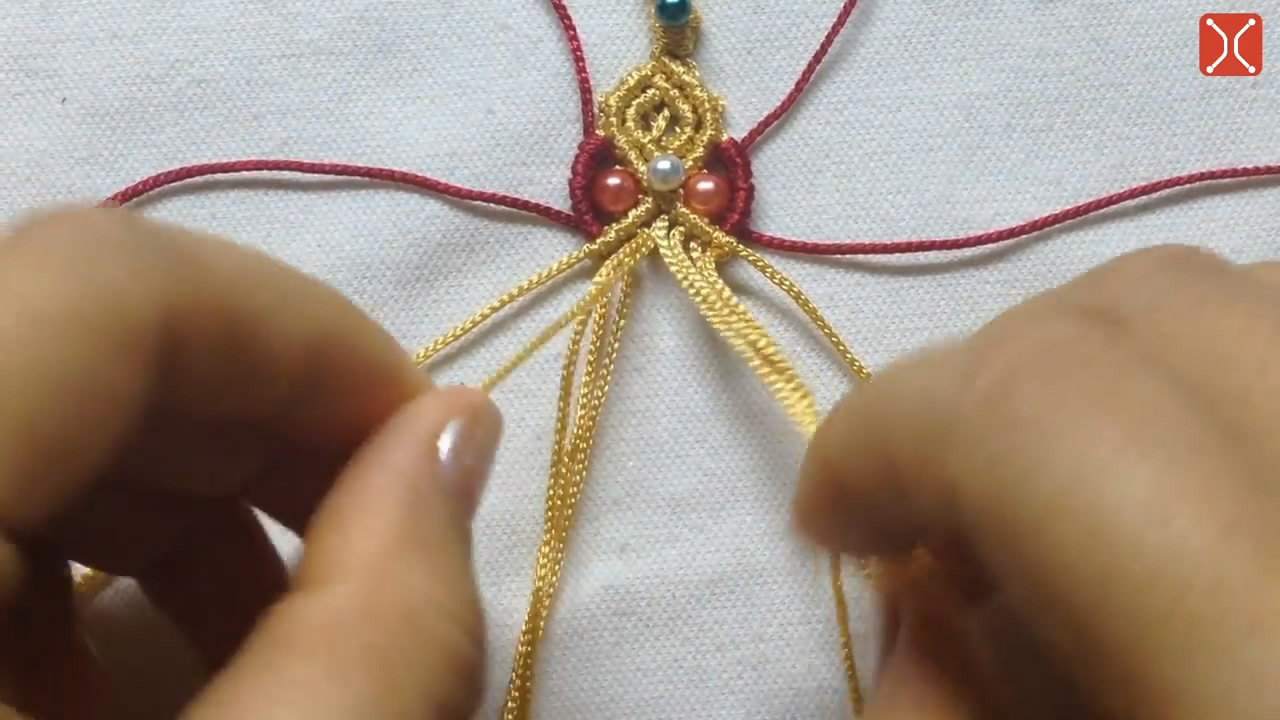 现在最流行的手链编织教程,简单易学手工编织手链伸缩结