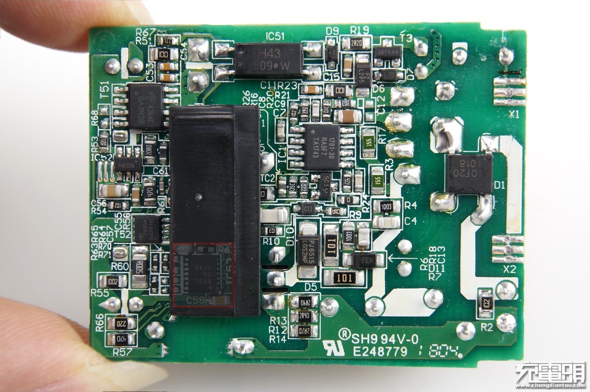 魅族充电器二换一,魅族原装充电器拆解