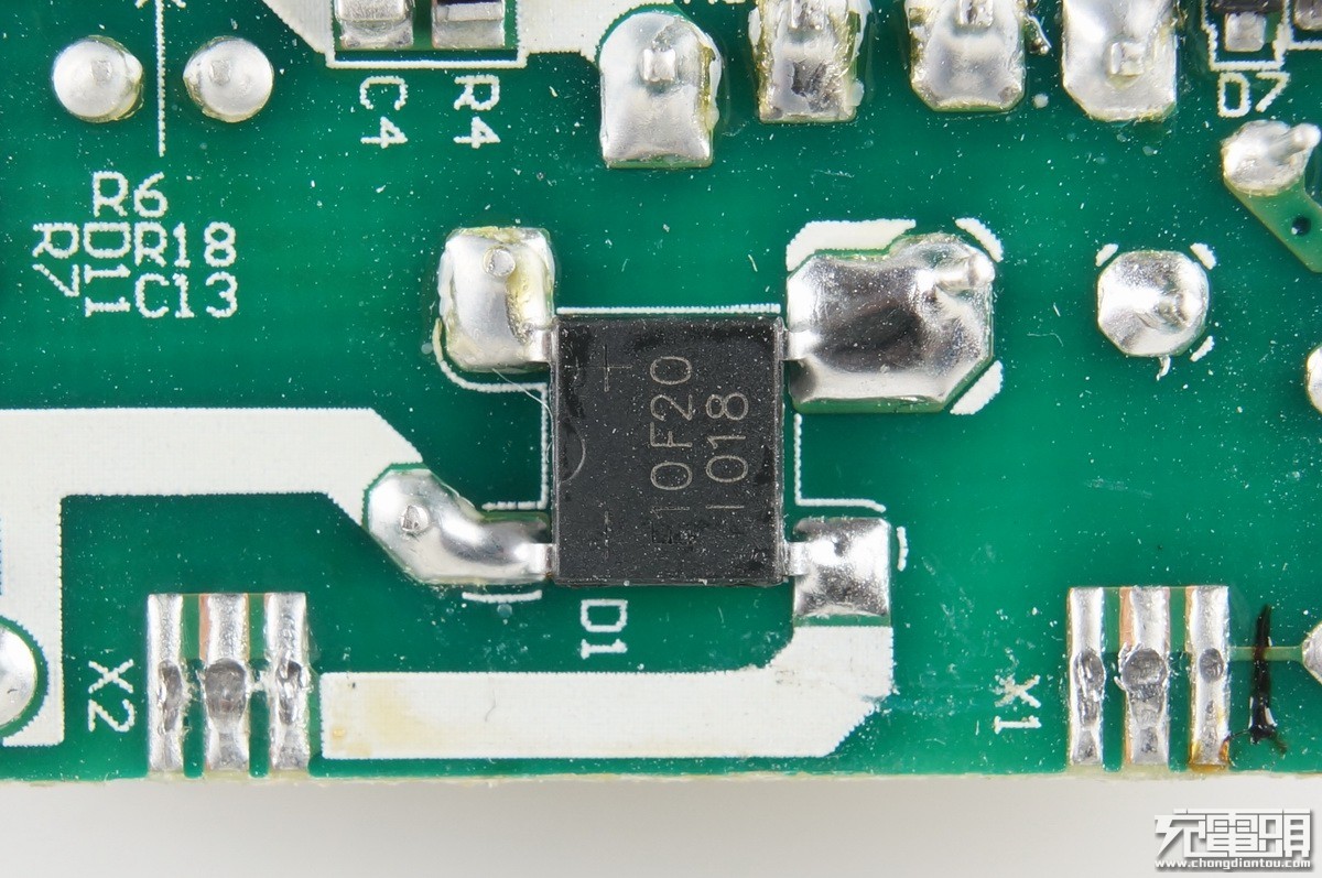 魅族充电器二换一,魅族原装充电器拆解