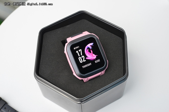 超强防水+八重定位小天才电话手表Z2评测