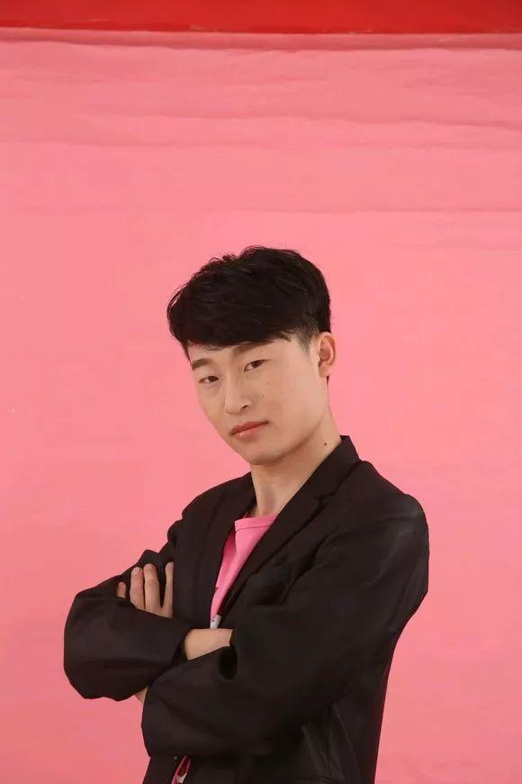 求大神把胸p的平一些，显得像青春少女一样！