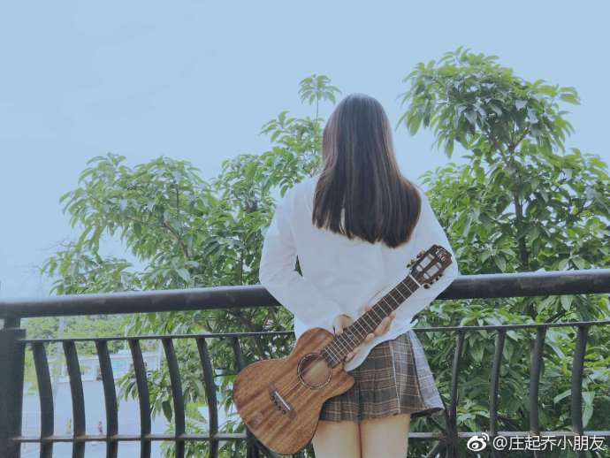 魔术师尤克里里,变色龙魔术师尤克里里