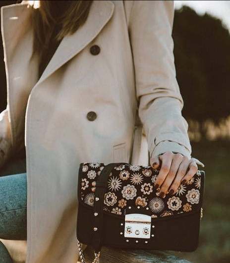 鹿晗郭德纲同款,鹿晗爱杨幂吗