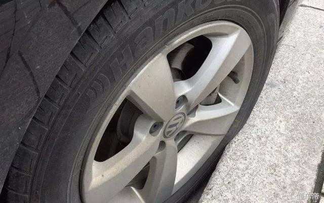 轮胎肿瘤是什么,轮胎有瘤子怎么形成的